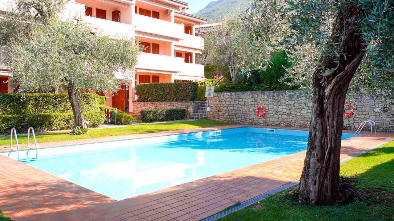شقة Le Vele Beth'S House برنزوني سول جاردا المظهر الخارجي الصورة